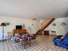 Duplex spacieux à 100m de la plage, 150m des commerces, idéal pour 4 pers, Jullouville - FR-1-361-30
